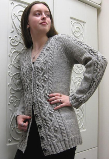 Anwyn cardigan by Susanna IC, ArtQulia Designs by Susanna IC; Photo &copy; Susanna IC